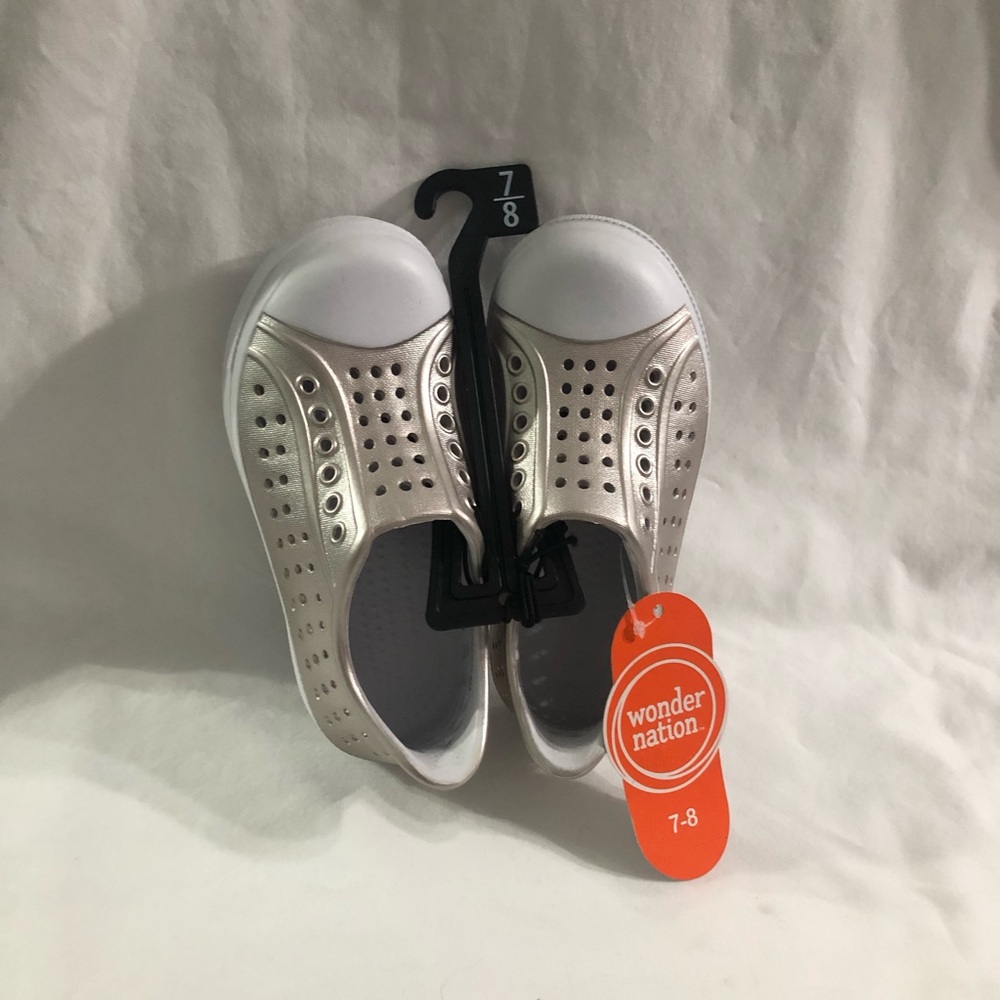 Wonder Nation Metallic gold  Slip-On Water Shoes - Kids